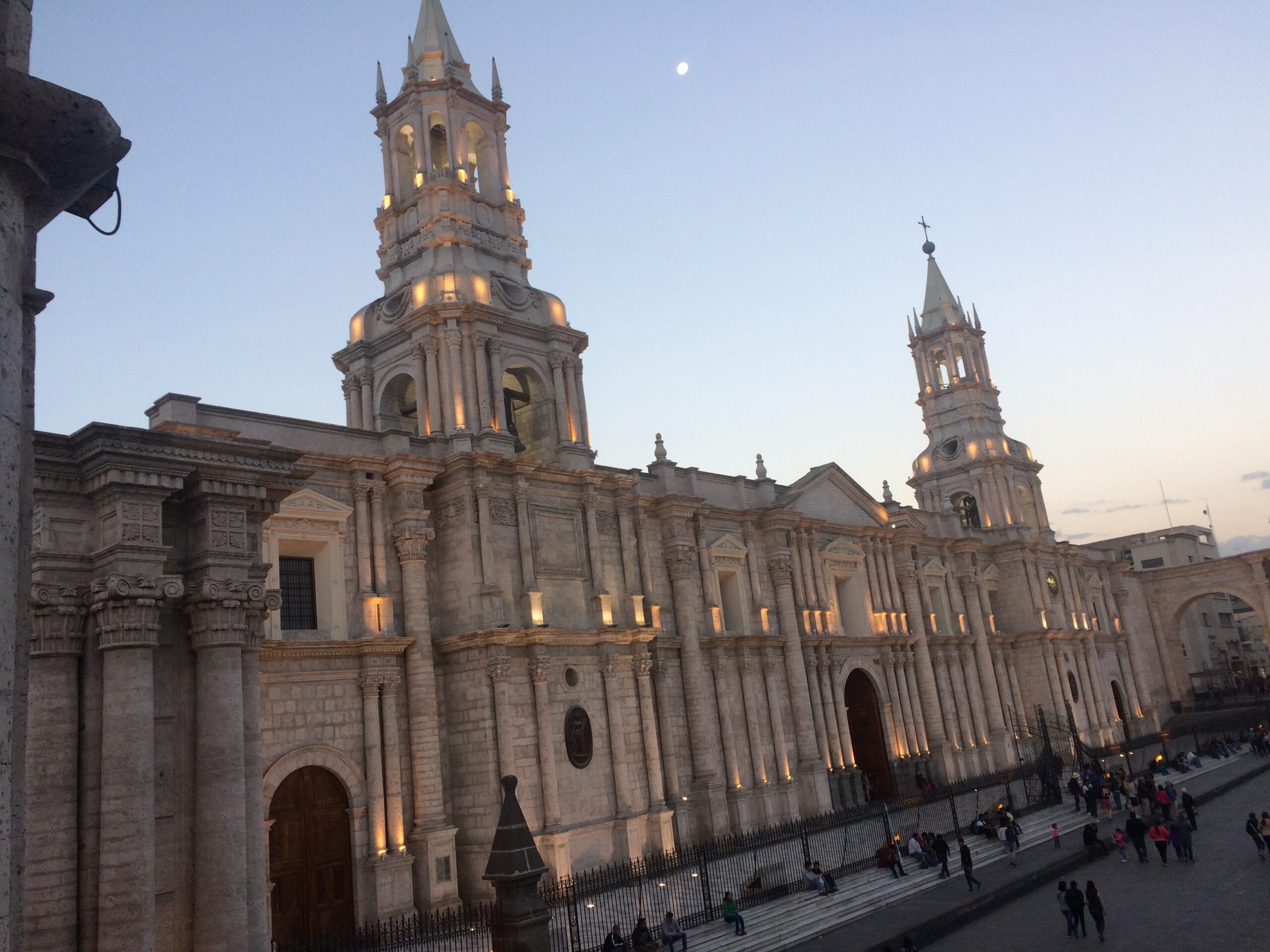 City tour + Tour Peatonal centro Histórico - Imagen 2